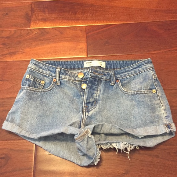 Cotton on jean shorts!