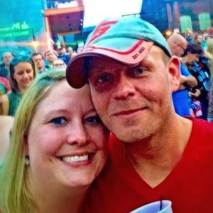 Meet your Posher, Gloria