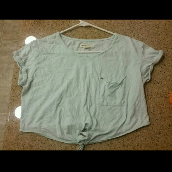 Obey light blue crop top xs