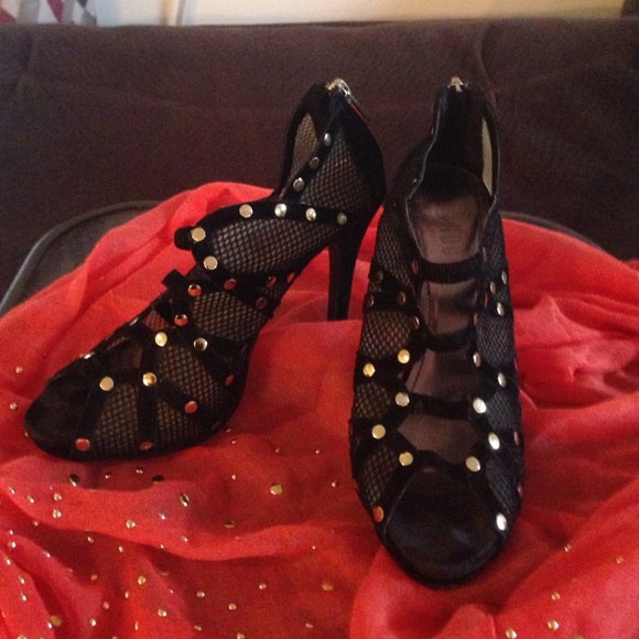 Sexy black netted heels with gold stud accents