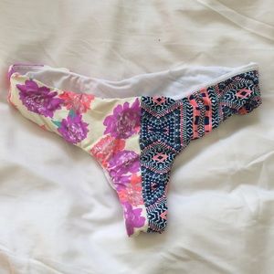 O'neill cheeky bikini bottoms