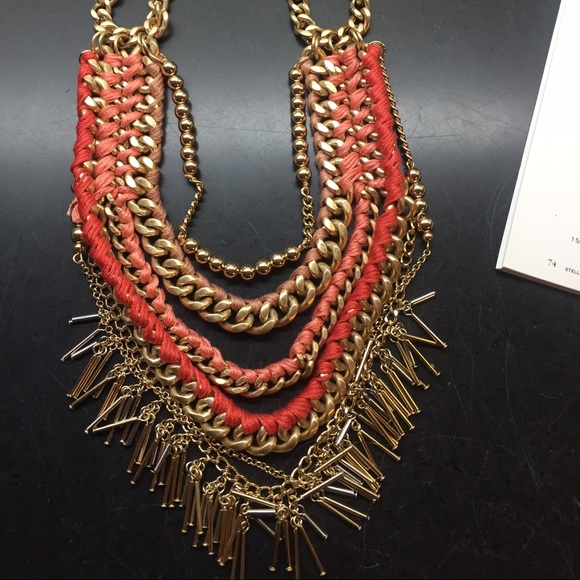 Statement necklace