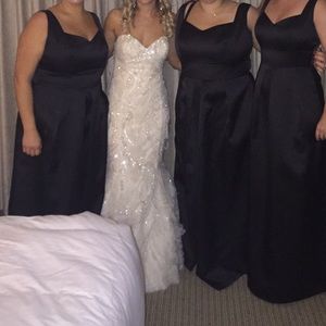 Alfred sung black dress