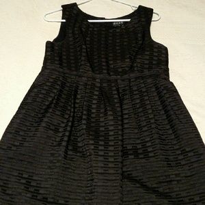 BCBG Paris Dress with pockets. Pockets!!