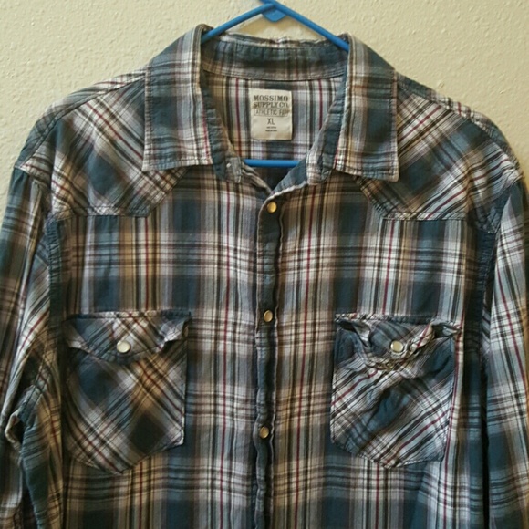 Mossimo Supply button up shirt
