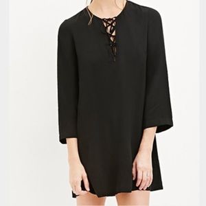 Lace-up shift dress