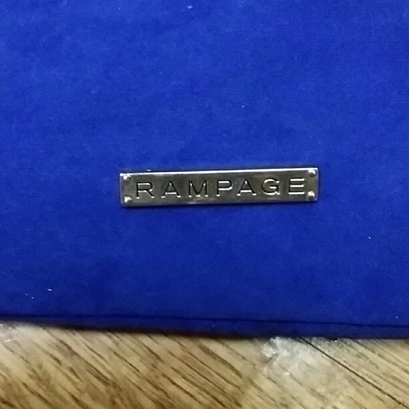 Purse - Picture 3 of 4