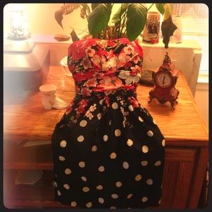 Playful, yet elegant strapless floral/polka dot