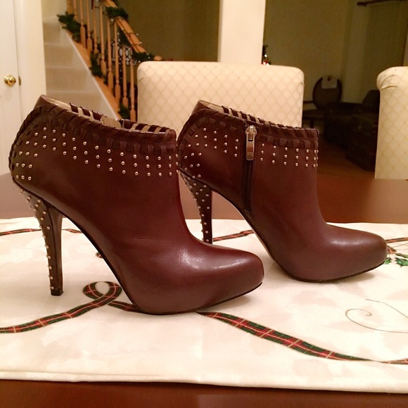 Enzo Angiolini Shoes - Enzo Angiolini Yareena Leather Bootie