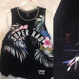 muscle tank and bouncer!👶🏽💕