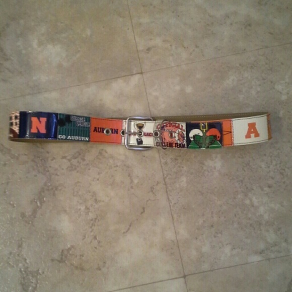 Graphic belt - Picture 2 of 2