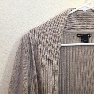 h&m basic beige cardigan