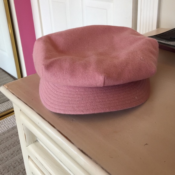 Juicy pink hat