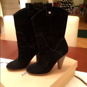 American Eagle Suede Boots