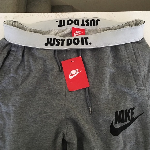 Nike Sweatpants