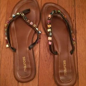 Sandals with multicolored stones/beads
