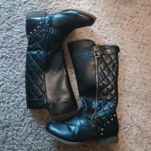 Black quilted riding boots