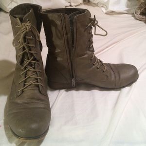 Madden girl taupe above the ankle combat boots