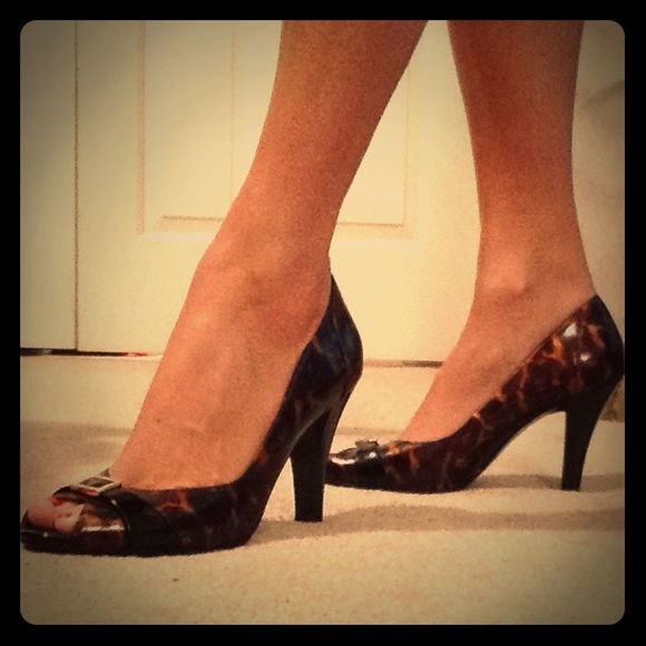 Dana Buchman Animal Print Heels