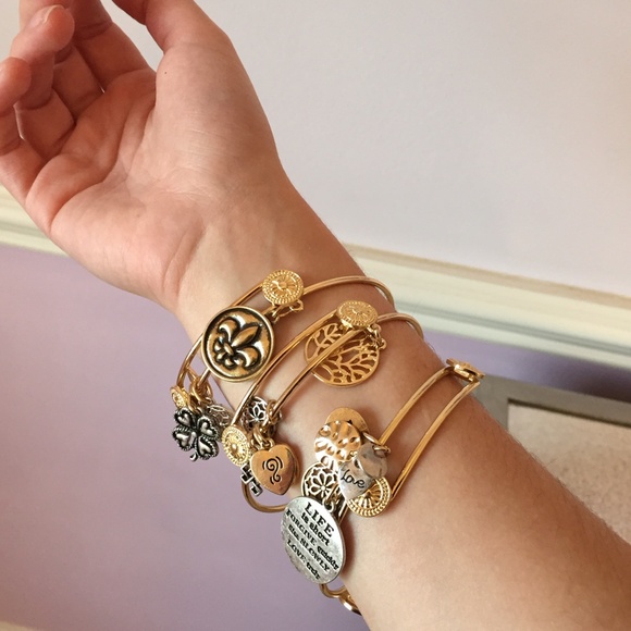R.J. Graziano Jewelry - ⭐️SALE⭐️GORGEOUS Inspirational Charm Bangels!