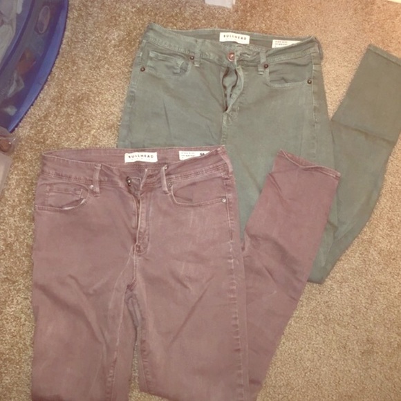 SOLD ✔️Bullhead jeans- TWO PAIRS!!