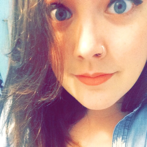 Meet your Posher, Molly - Picture 2 of 2