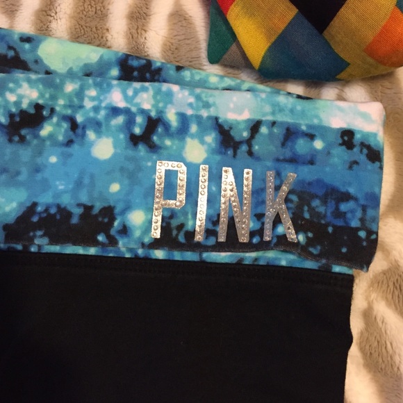 Cropped yoga pants from Victoria's Secret