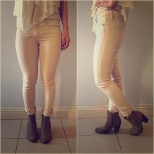 Beige skinny jeans