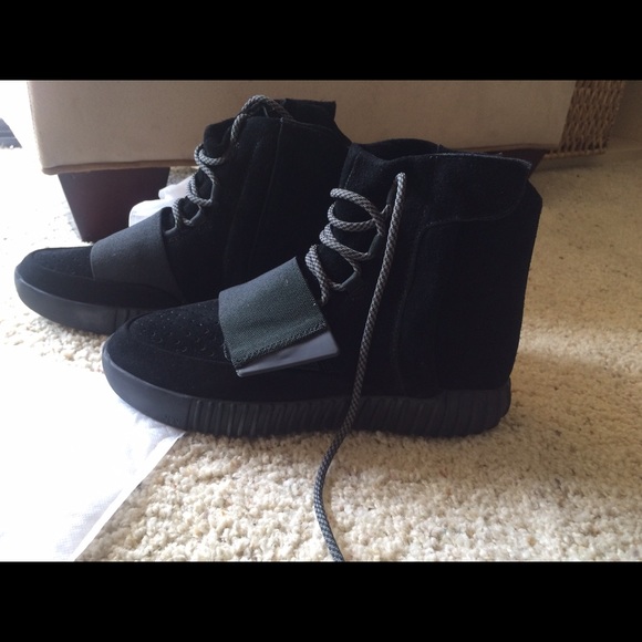 Brand New Adidas 750 Boost Black Size 10 Mens