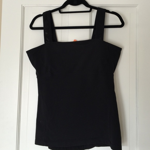 Lucy black tank