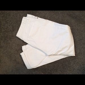 Loft "modern straight" ankle white denim. Size 8.
