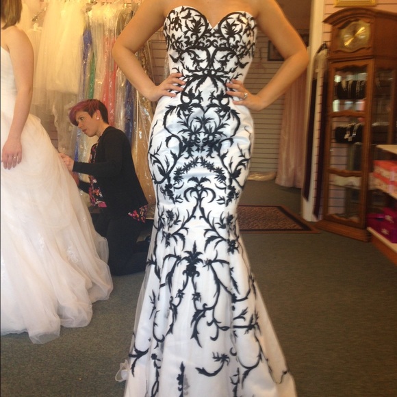 Beautiful black and white mermaid gown