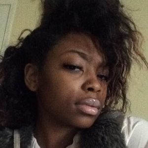 Meet your Posher, Tiara