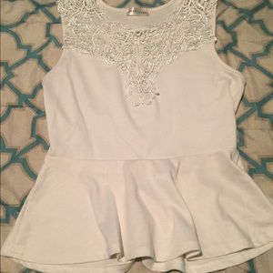 Size Large Detailed White Peplum Top