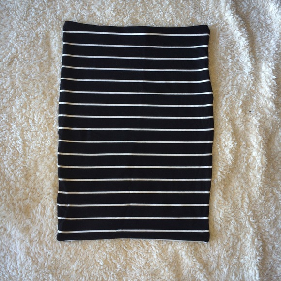 H&M Striped Pencil Skirt