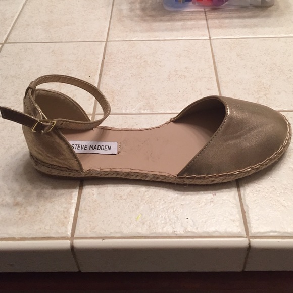 Steve Madden gold shoes