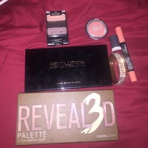 Makeup bundle * price is firm*