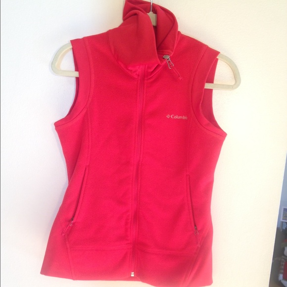 NWOT red Columbia fleece size S