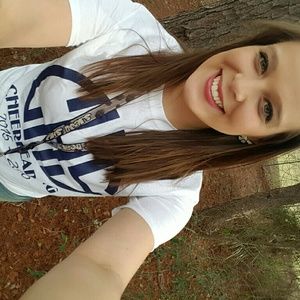 Meet your Posher, Amanda