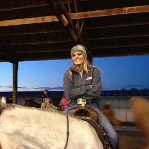 Meet your Posher, Steffani