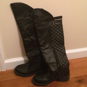 Donating 04/18/16 🌟SALE🌟 Black Tall Boots