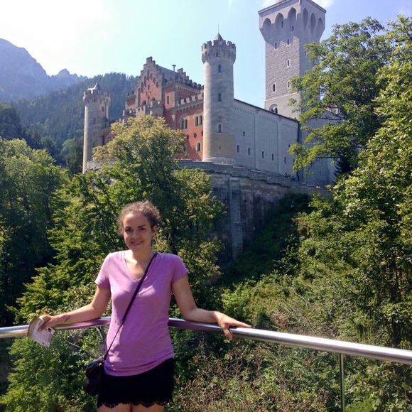 Meet your Posher, Christine - Picture 9 of 10