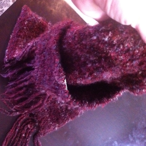 Scarf - Picture 2 of 2