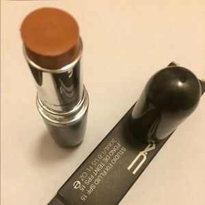 MAC Studio Fix Concealer / Foundation Stick 45 NW