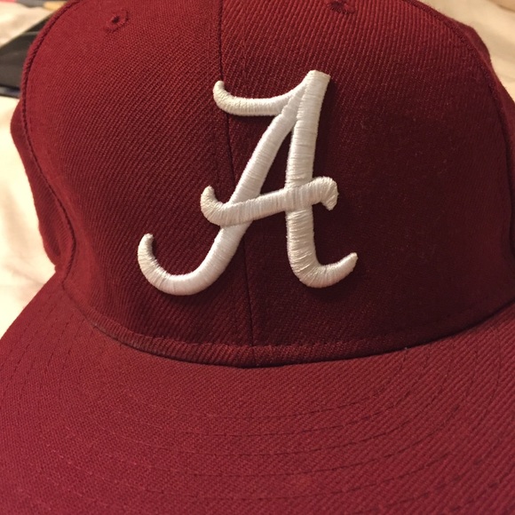 University of Alabama Hat - Picture 2 of 4