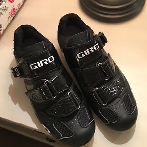 Cycling shoes