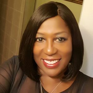 Meet your Posher, Cassandra