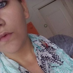 Meet your Posher, Alexandra