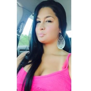 Meet your Posher, Amanda