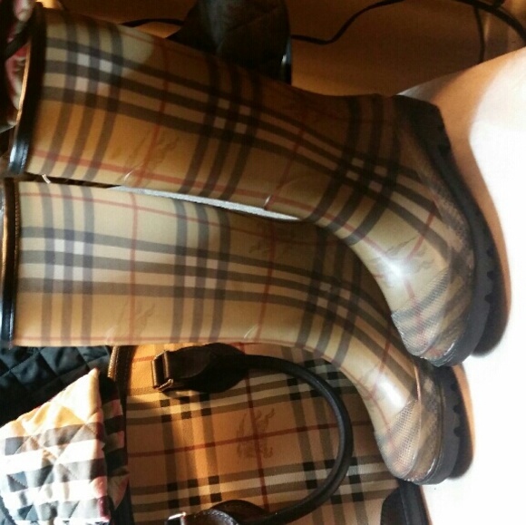 Burberry rain boots